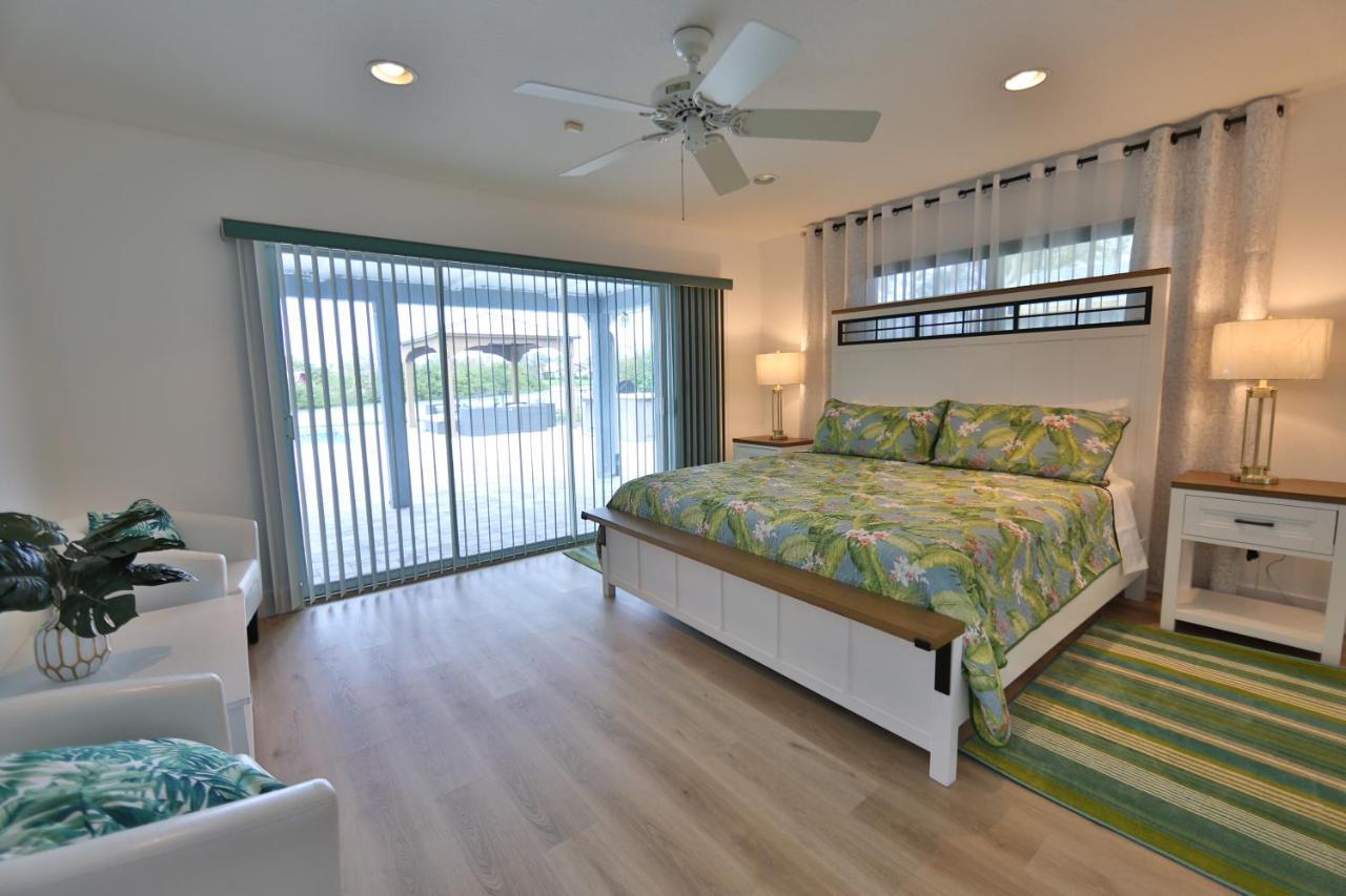Villa Lakefront Getaway In Sunny Florida With Heated Pool *