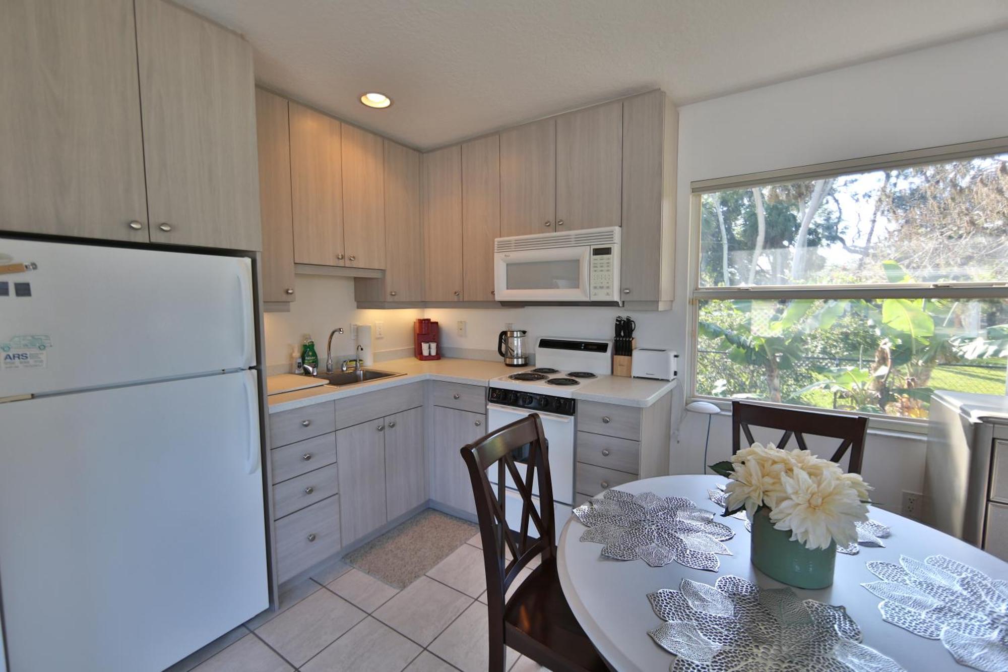 Villa Lakefront Getaway In Sunny Florida With Heated Pool *